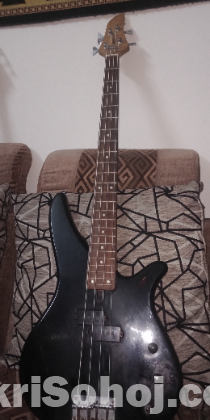 Yamaha 4 strings bass guitar